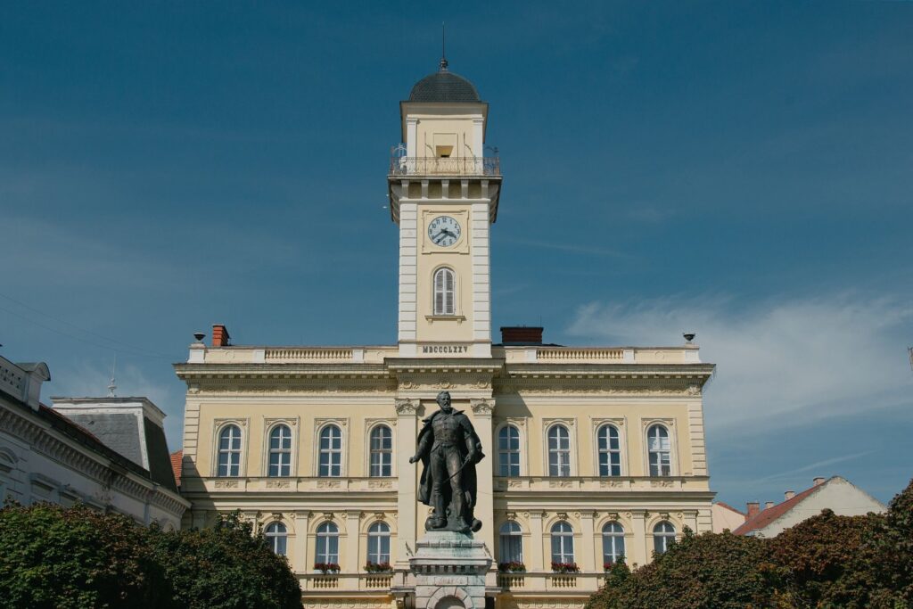 O post primátora Prievidze zabojuje aj Norbert Turanovič