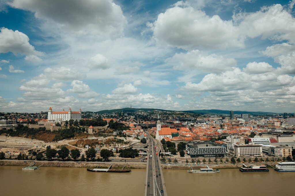 Vláda môže obísť poslanecké návrhy zmenou pravidiel rozpočtového provizória